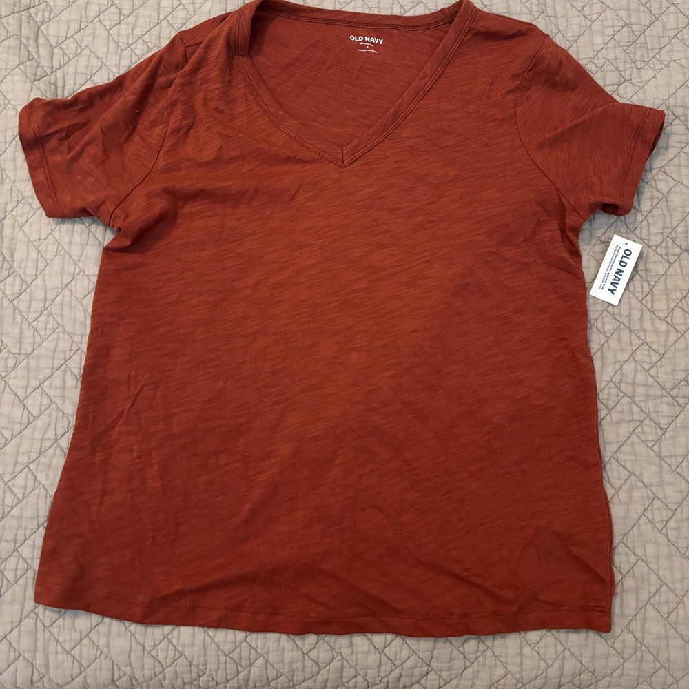 NWT Old Navy Women’s Tshirt Small